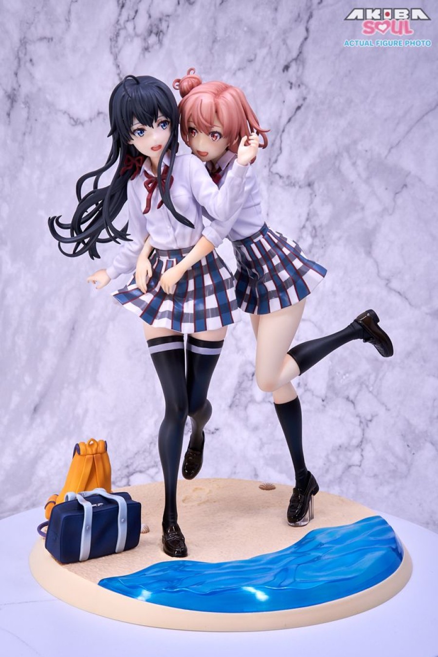 Pre-Owned Akiba Soul The Waifus | Yahari Ore No Seishun Love Comedy Wa Machigatteiru. Kan - Yuigahama Yui - Yukinoshita Yukino - Shibuya Scramble Figure - 1/7 - Ending Ver. (Alpha Satellite| Estream)